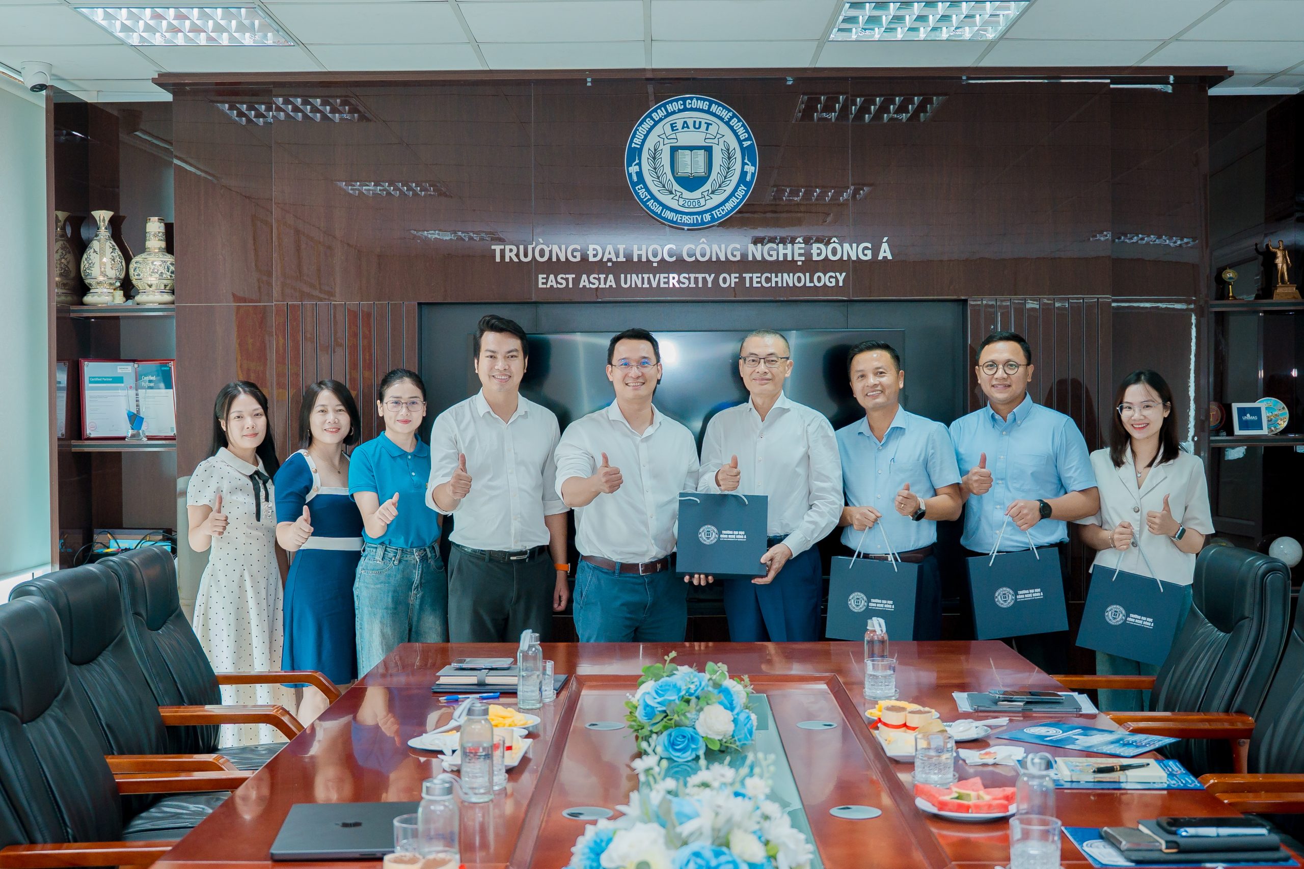 Buổi trao đổi mở ra nhiều triển vọng hợp tác trong đào tạo và kết nối việc làm quốc tế.